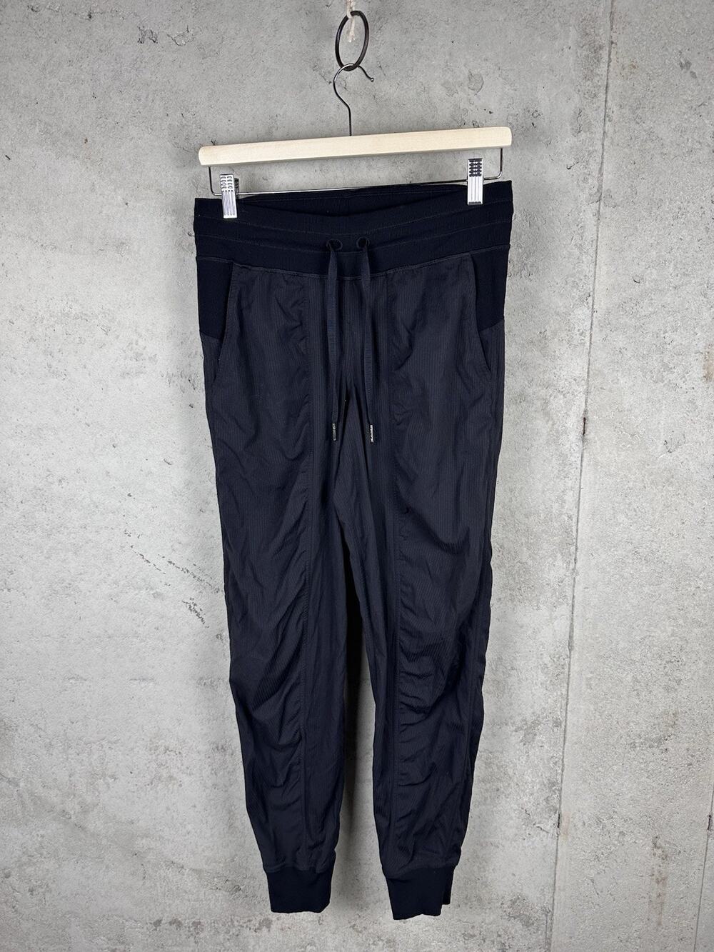 Lululemon Dance Studio Jogger Women’s Sz 6 Mid Rise Full Length Black Yoga